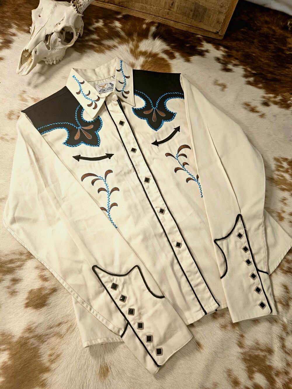 Panhandle Slim Vintage Western Shirt Womens M Cream Embroidered Diamond Snap